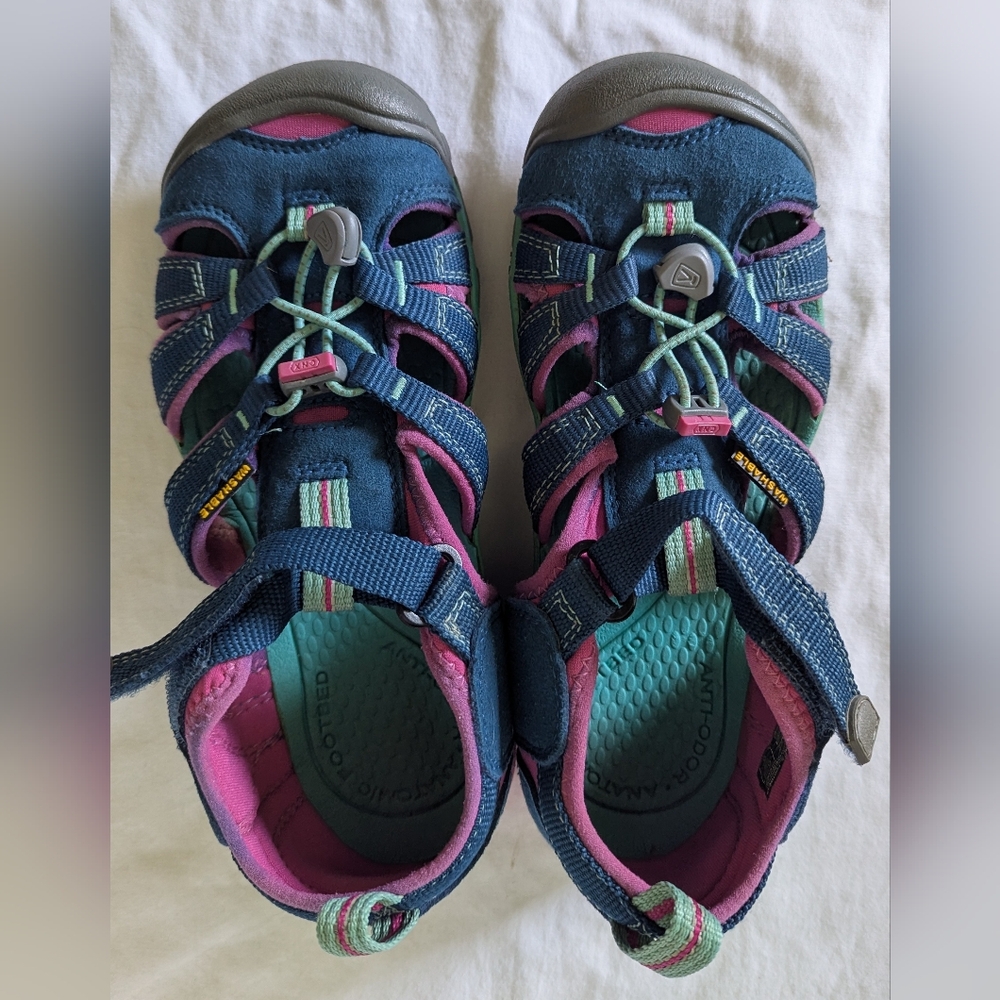 Keen Kids Size 3 Seacamp Newport Sandals Washable Blue Pink